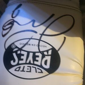 Floyd mayweather glove autograph Coa